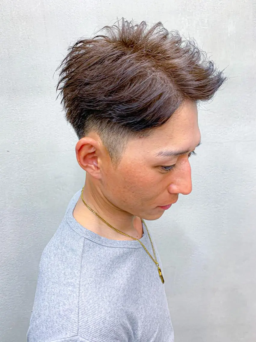ショート カラー メンズ カット ヘアカラー 尾﨑 純也のヘアスタイル