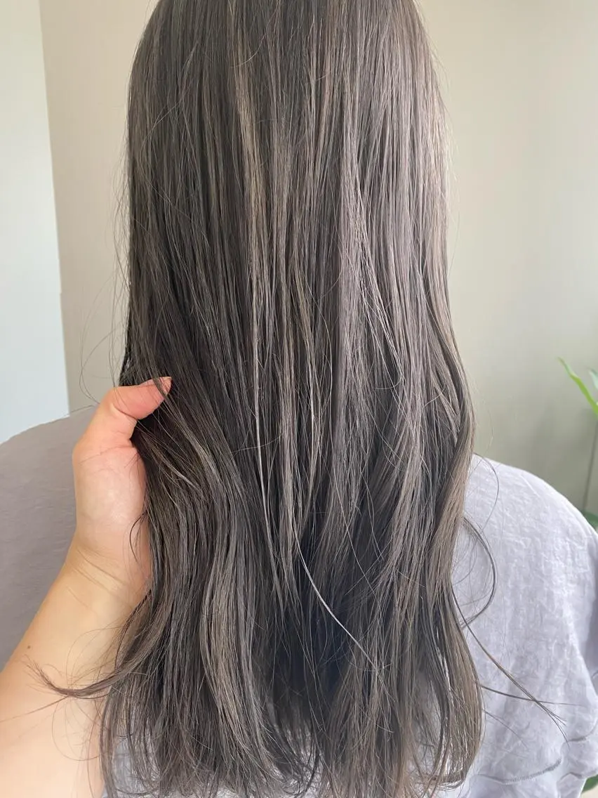 セミロング カラー ヘアアレンジ ブリーチ グレージュ オリーブグレージュ オリーブグレー ボブ /ニュアンス/ satomi🧸💖のヘアスタイル