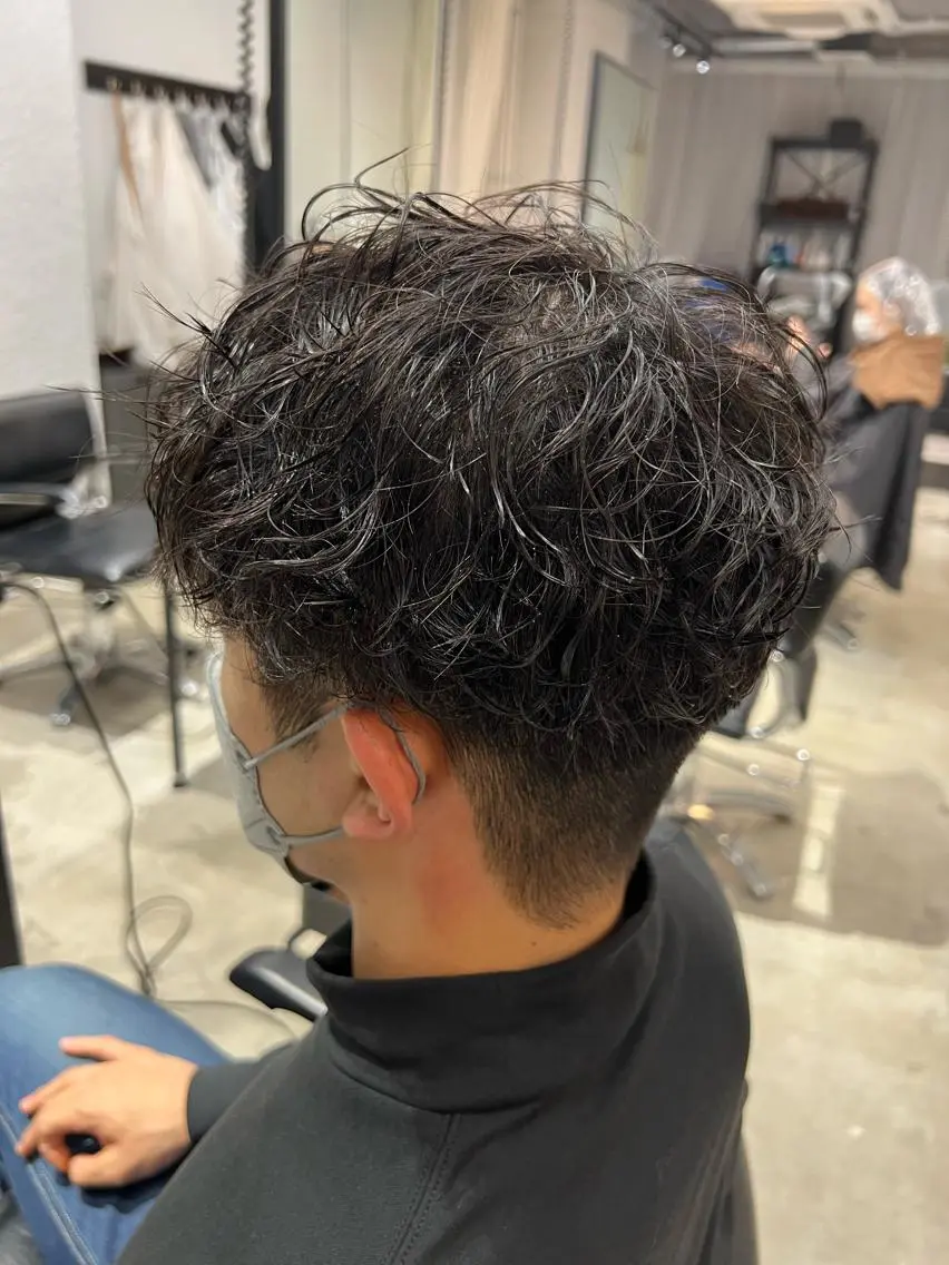 ショート メンズ オタク特化美容師💟 チバコナツのヘアスタイル