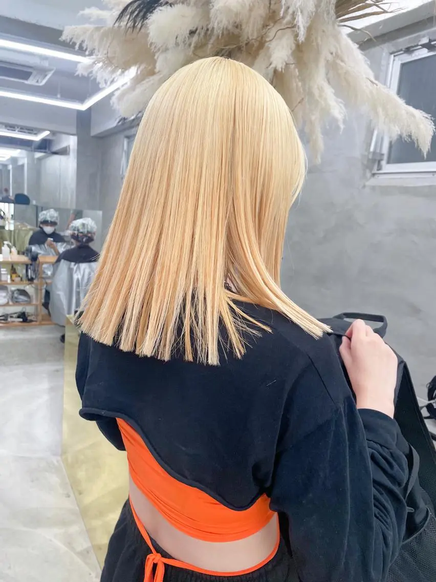 セミロング カラー ヘアカラー トリートメント レイヤーカット 🪩yurikaのヘアスタイル