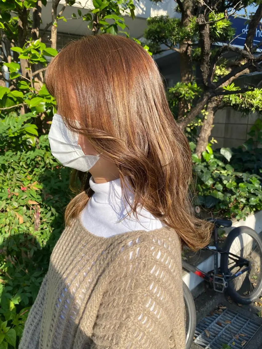 ミディアム カラー ベージュカラー ブリーチ ダブルカラー ブリーチなしカラー お任せヘア☘️☘️ 及川渚のヘアスタイル