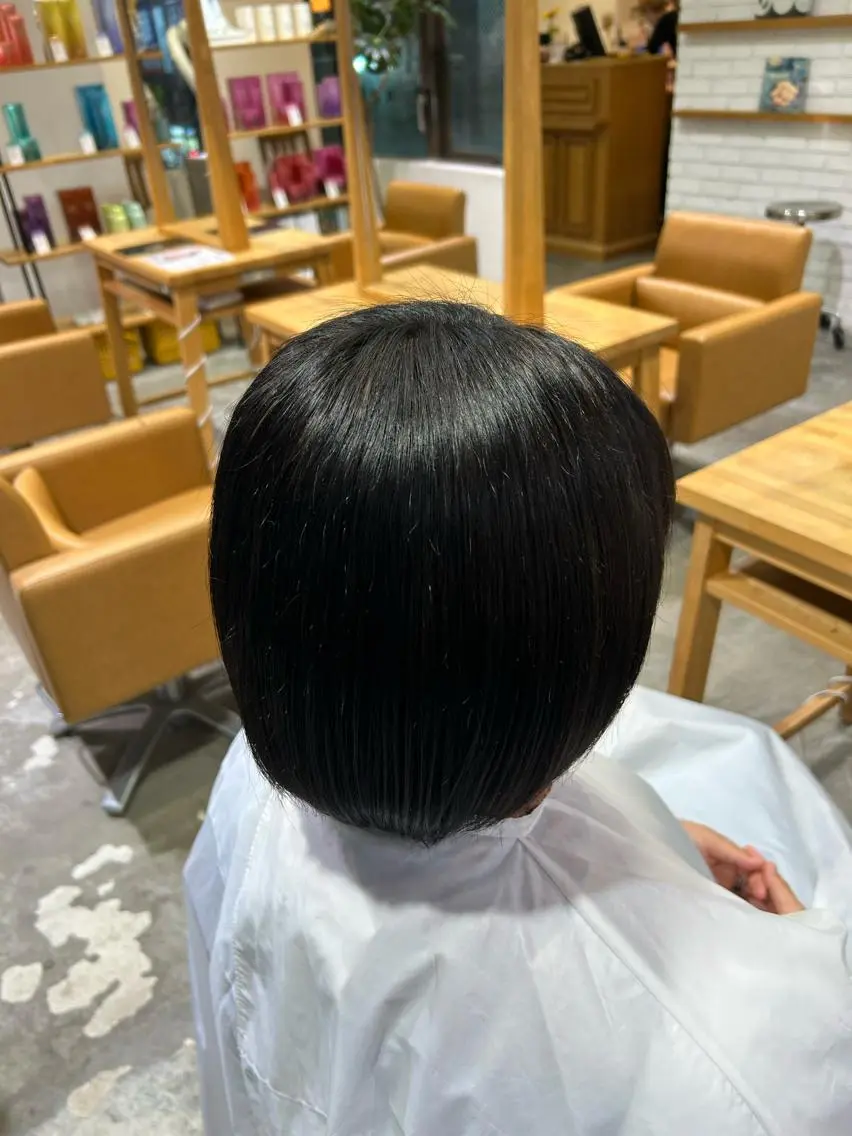 ショート カラー 黒髪 ハイトーンカラー トリートメント 17日カットモデル 募集中🪄🫧まどかのヘアスタイル