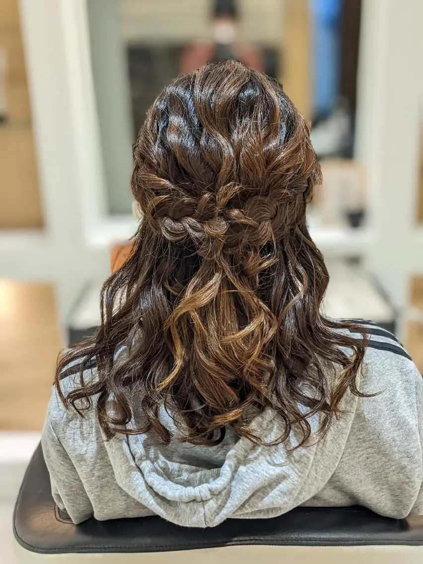 ヘアアレンジ ハーフアップ 育てる髪質改善🩵 naoko🩵南行徳のヘアスタイル