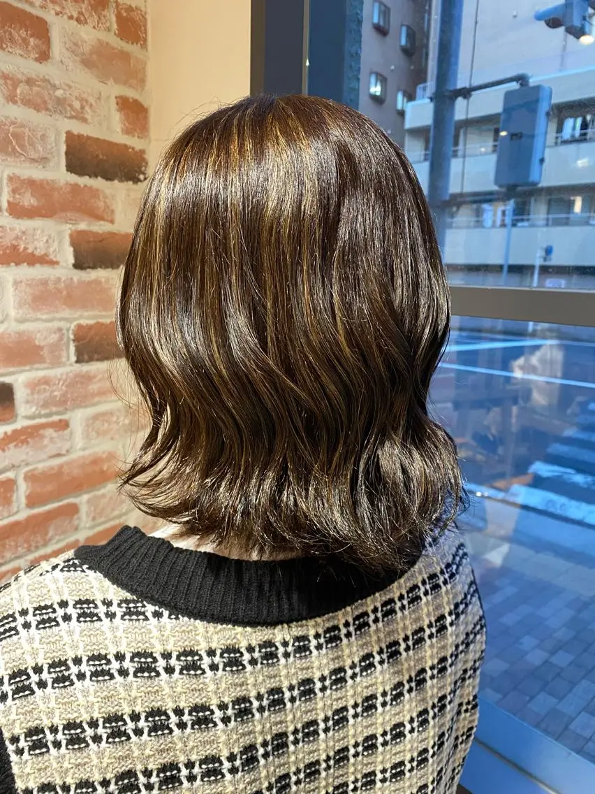 ミディアム カラー ベージュカラー ハイライトカラー ハイライト 関口 桃花🌷 暖色カラーのヘアスタイル