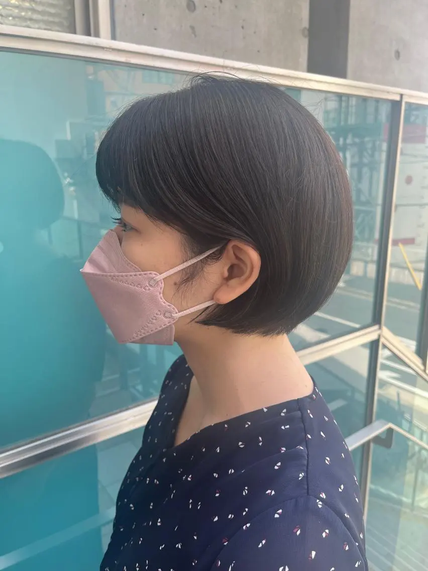 ミディアム カラー パーマ ヘアアレンジ メンズ キッズ ネイル マツエク・マツパ アイブロウ ミディアムパーマ メンズパーマ ブラウンカラー ケアカラー 透明感カラー 久木原 ゆりのヘアスタイル