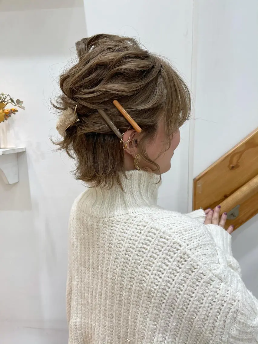 ショート ヘアアレンジ ハーフアップ ショートヘア ヘアセット ヘアアレンジ にいた かづしげのヘアスタイル