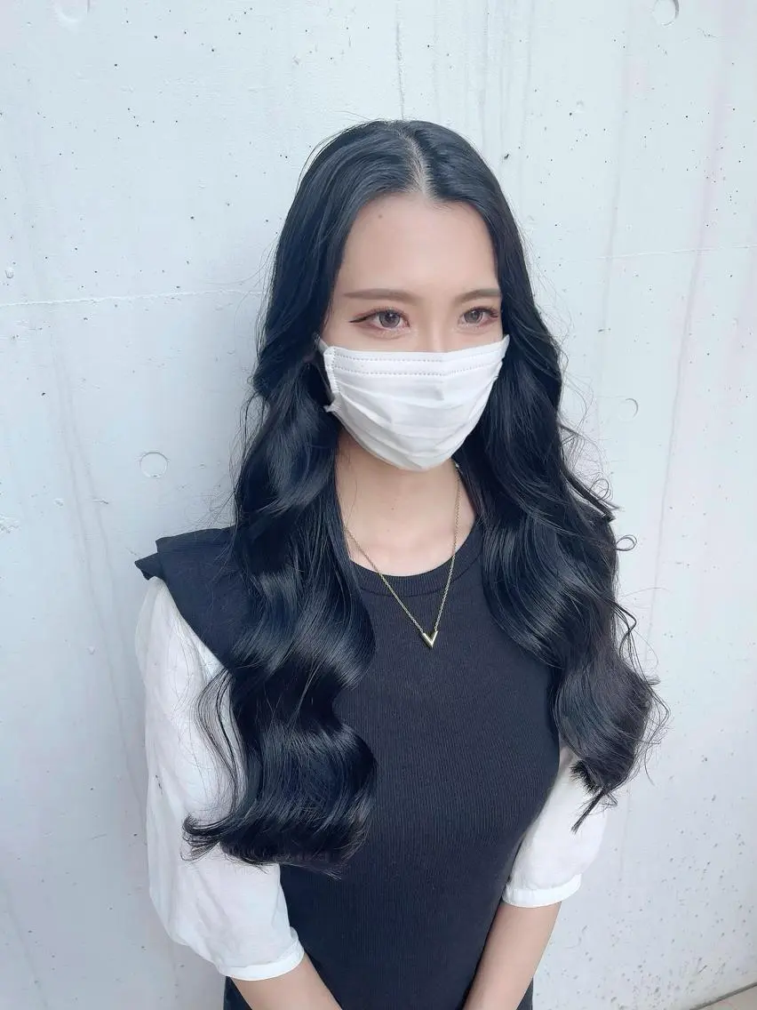 ロング カラー ブルーカラー 泉 堅也のヘアスタイル