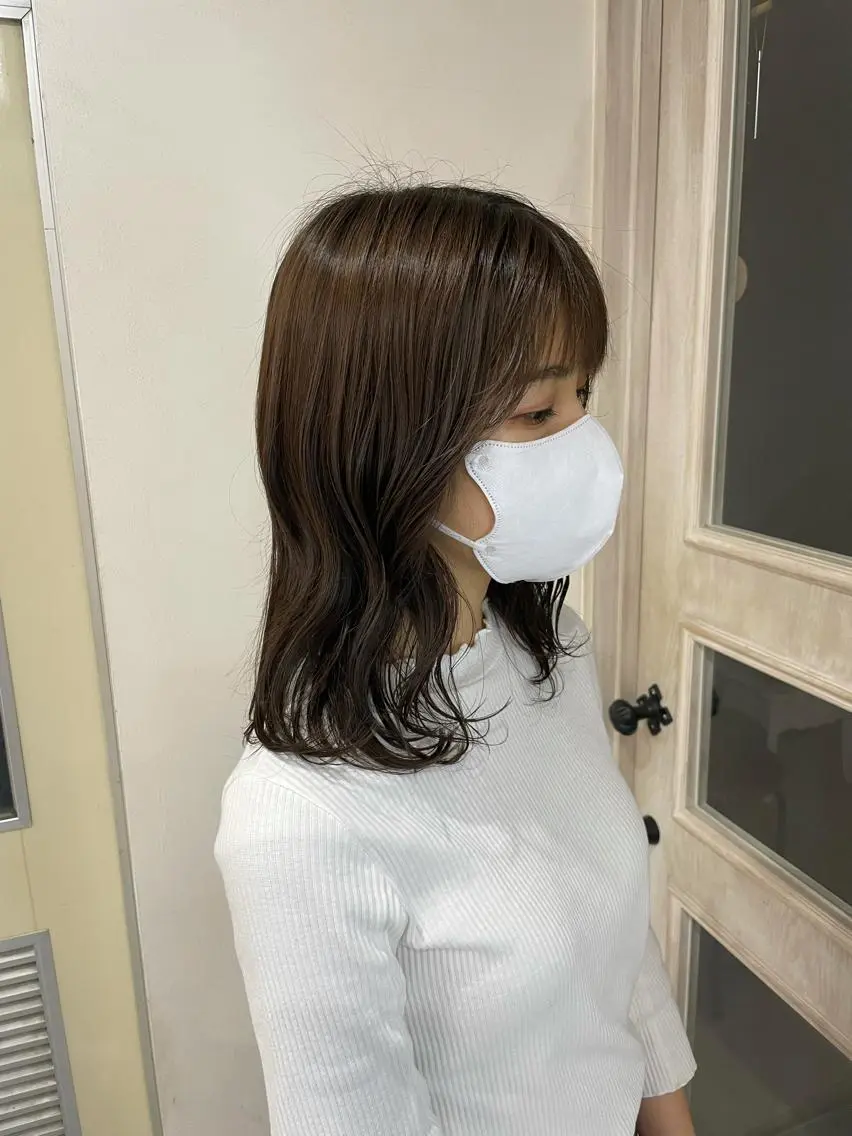 ミディアム akane .のヘアスタイル