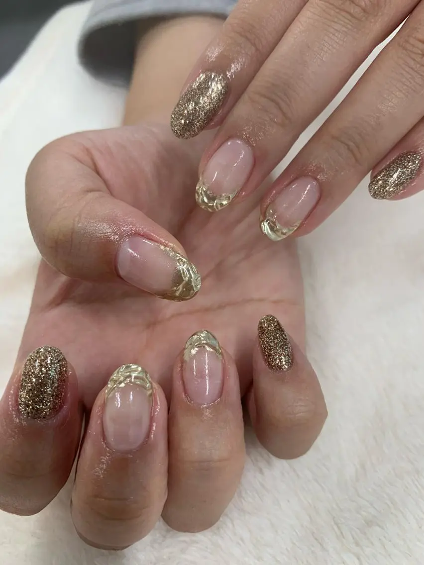ネイル フレンチネイル ミラーネイル ハンドネイル Nail salon ✩ アトランティカのネイルデザイン