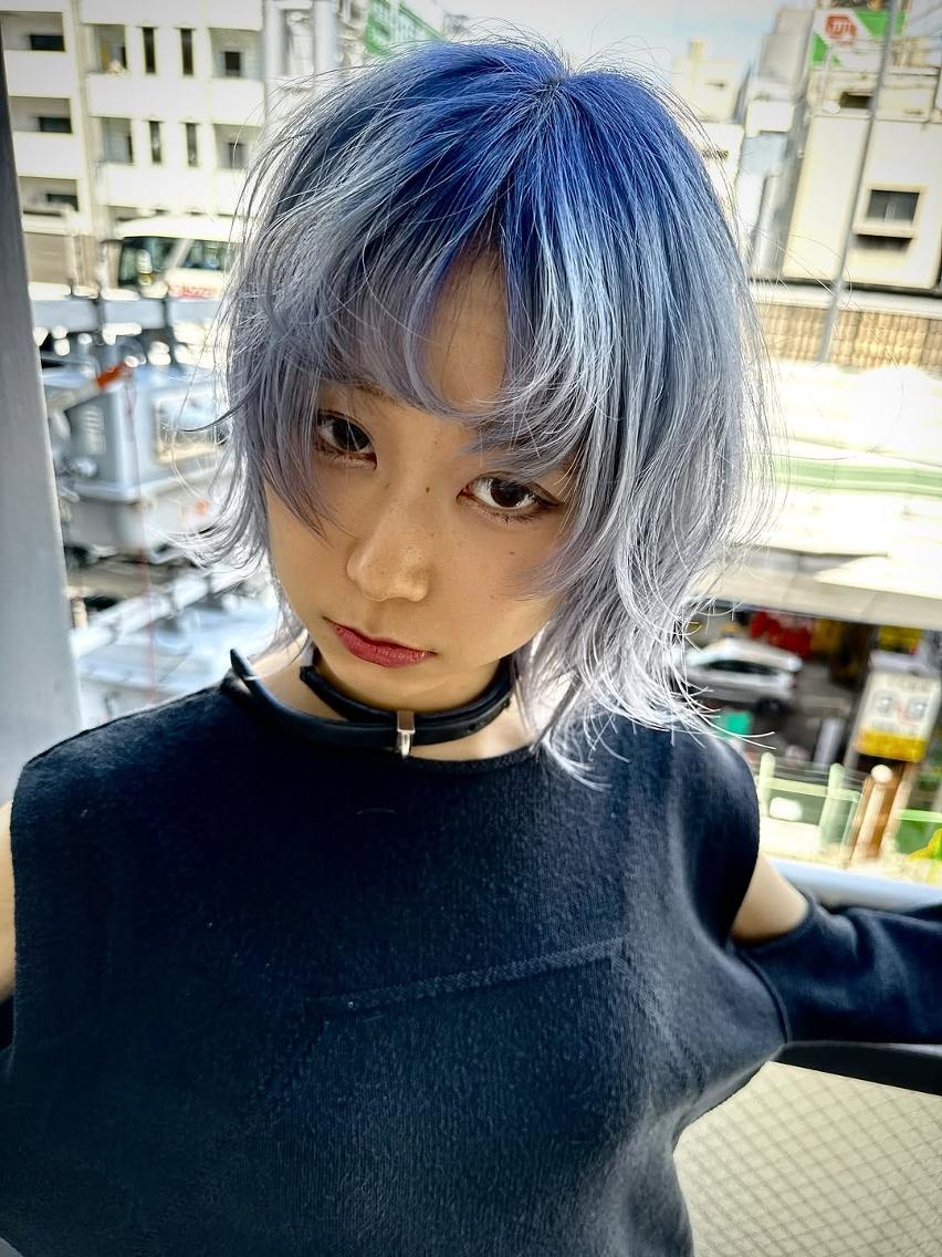 ミディアム カラー レイヤーカット ウルフカット ウルフ/レイヤー /ブリーチ/心斎橋のヘアスタイル