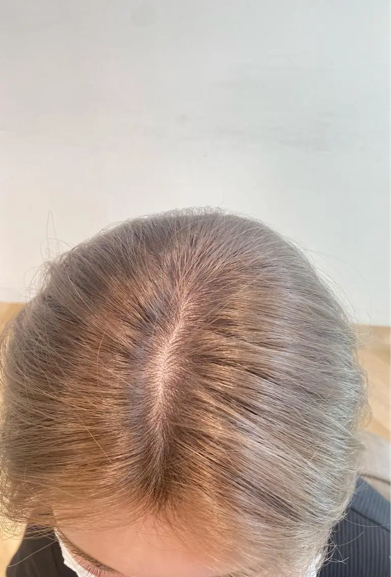 ロング サトウ ナナのヘアスタイル