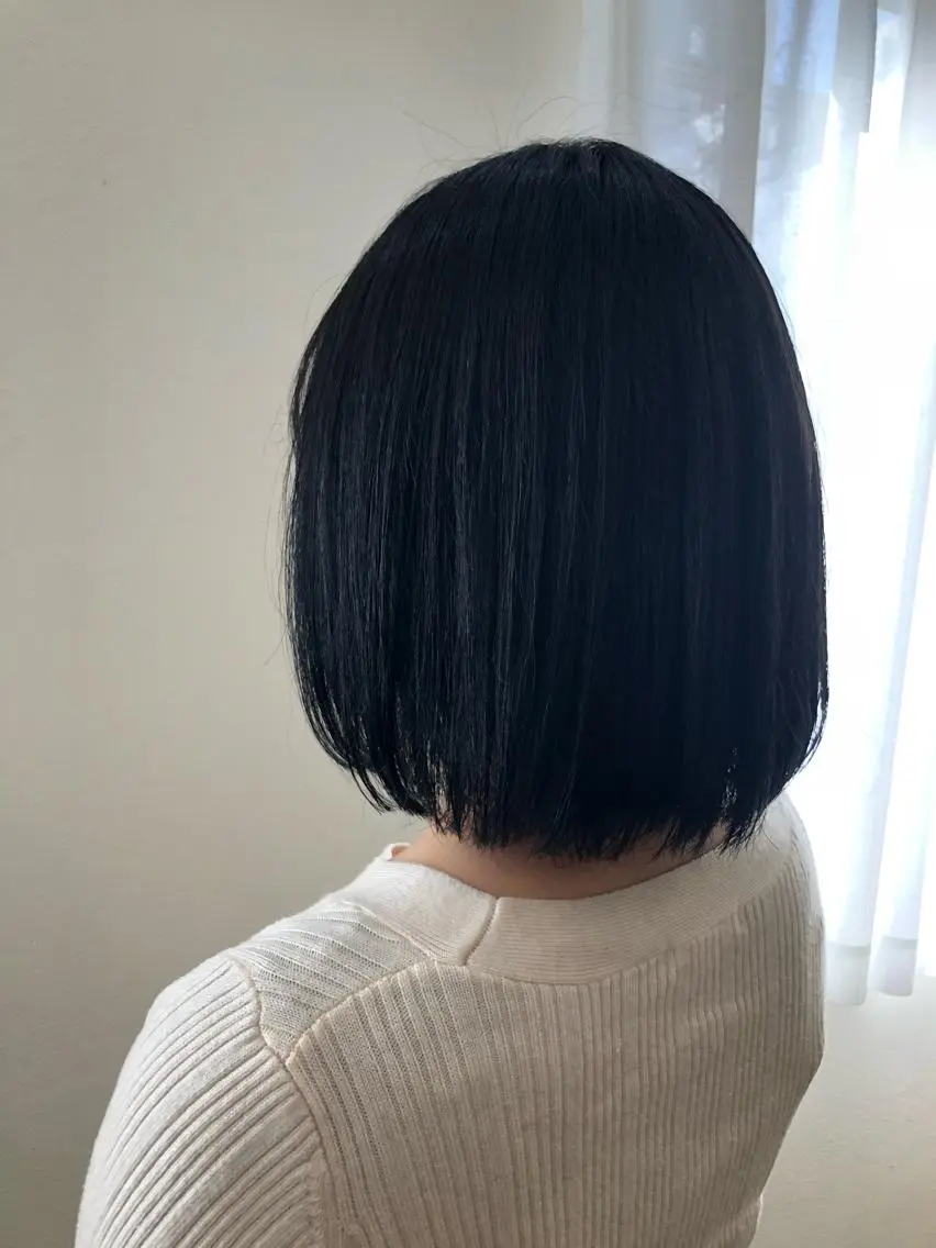 ショート カラー 黒髪 ブルーカラー ブルーブラック 🫧chinatsu 🫧のヘアスタイル