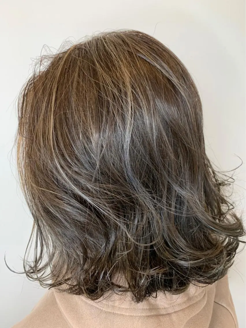 ミディアム カラー ハイライトカラー ハイライト 玉城 和磨のヘアスタイル