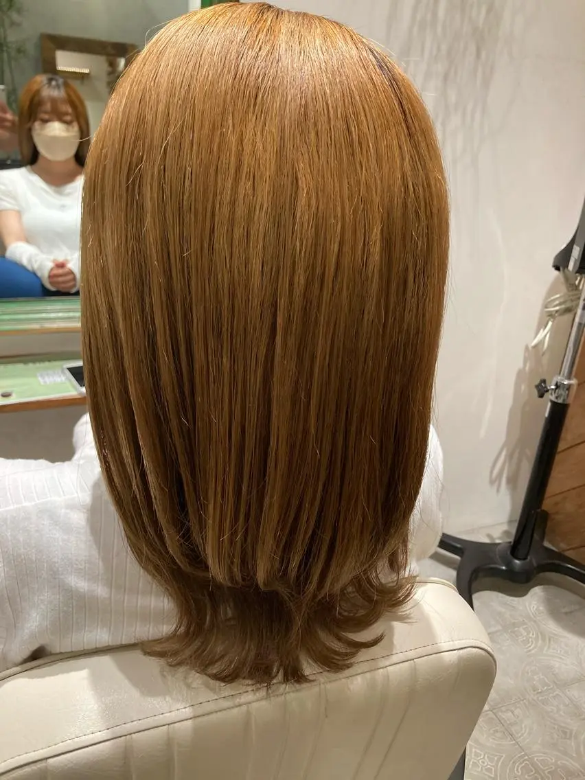 セミロング 大方 いくみのヘアスタイル