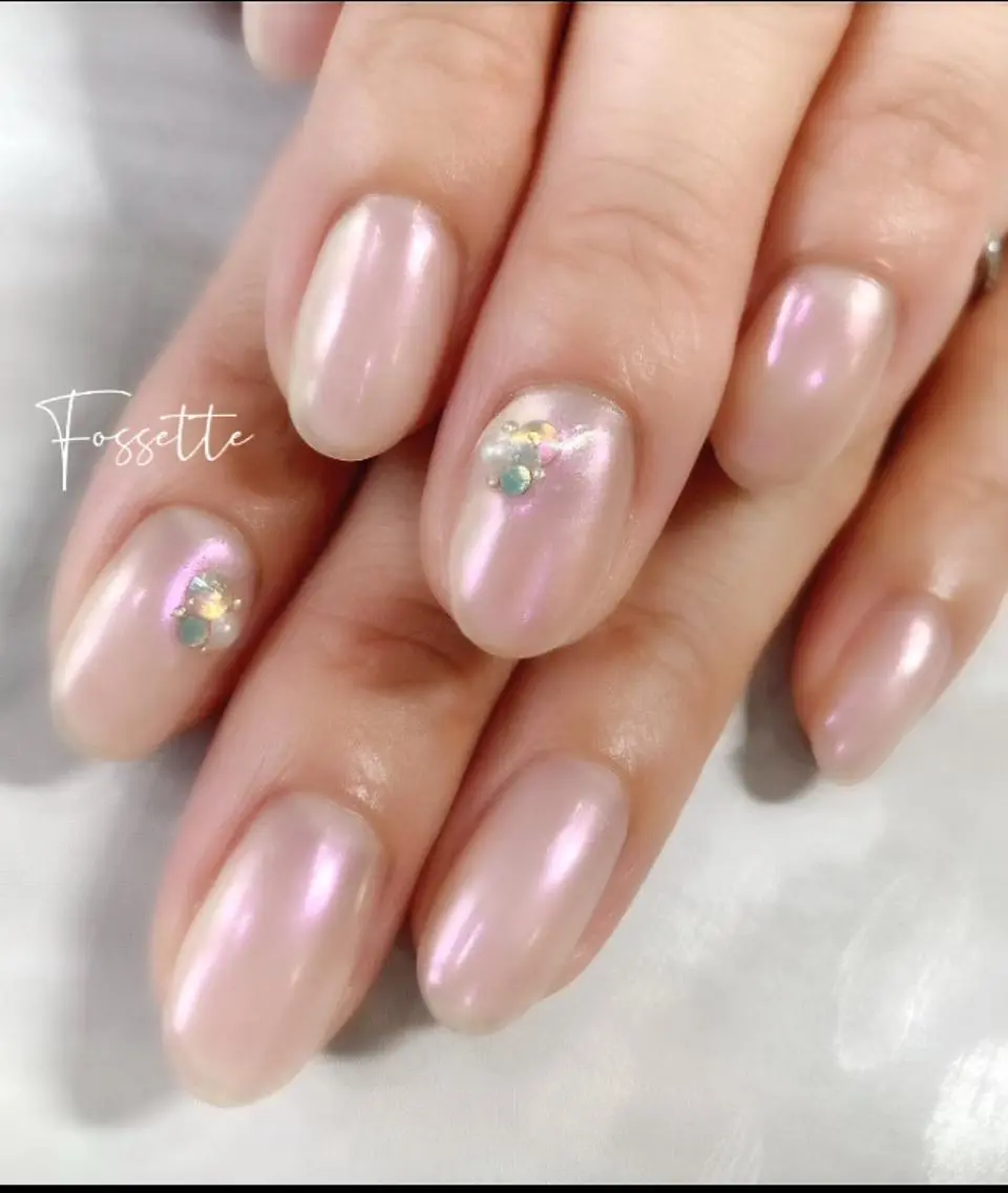 ネイル オーロラネイル クリアネイル ハンドネイル nailsalon Fossetteのネイルデザイン
