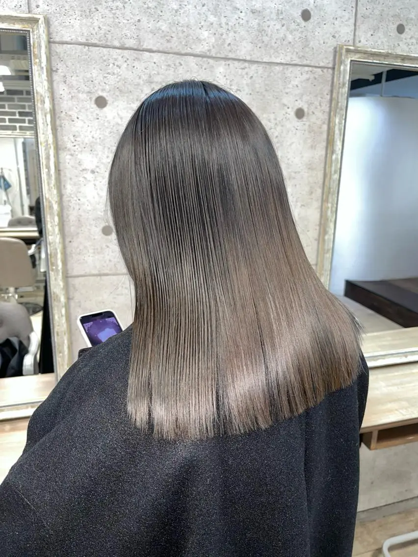 セミロング カラー 当日予約◎ risaのヘアスタイル