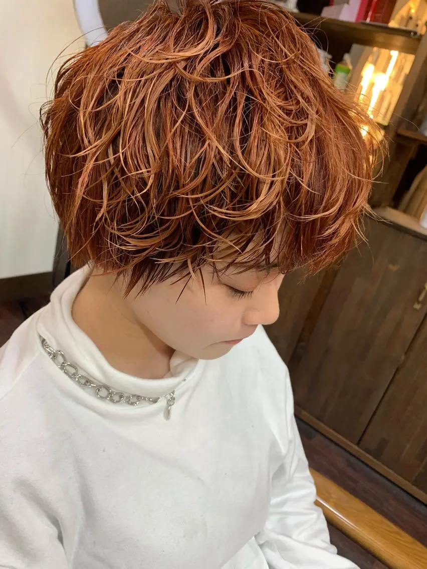 ショート カラー オレンジ ヘアカラー yoshi （髙橋）のヘアスタイル