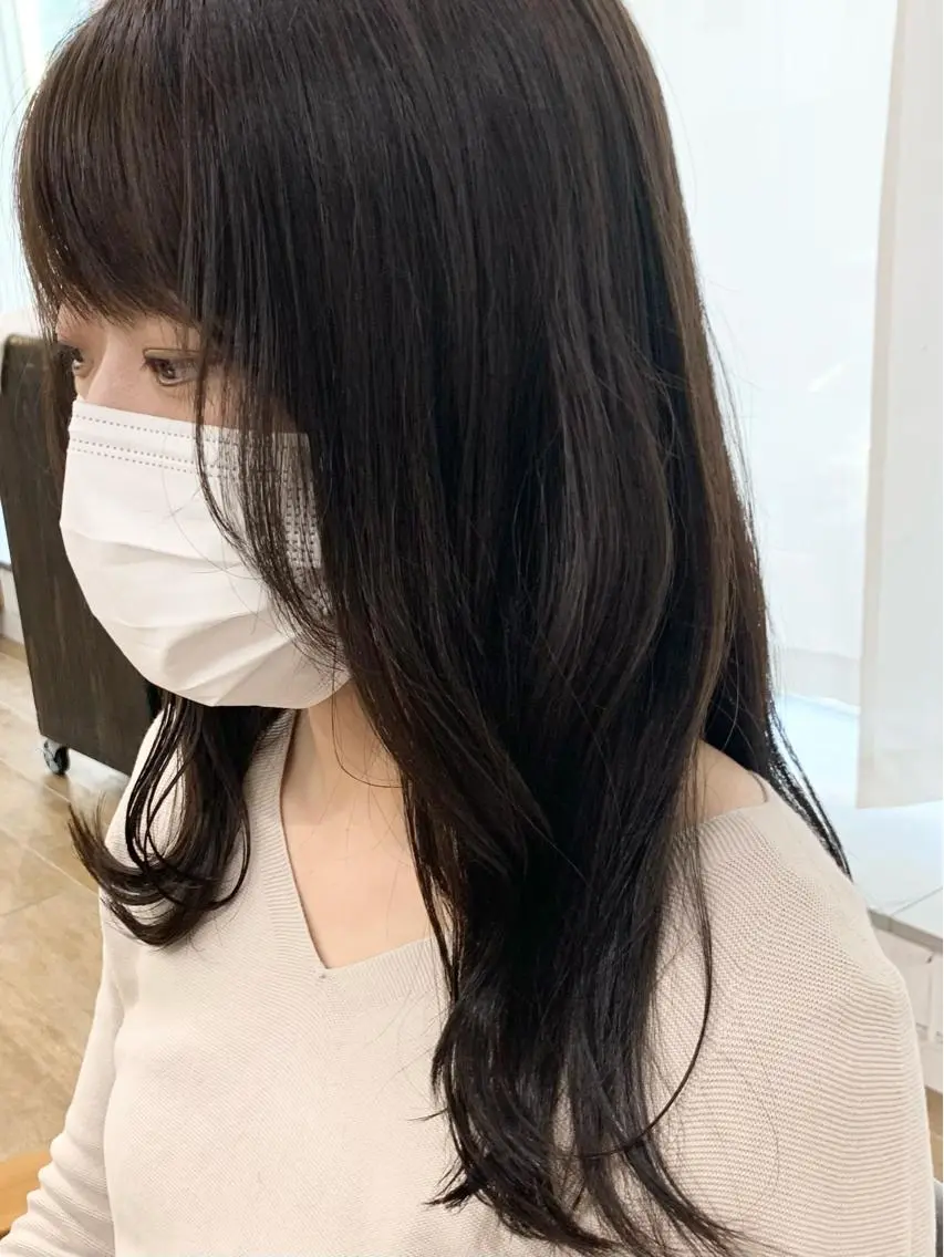ミディアム カラー パーマ ヘアアレンジ メンズ キッズ ネイル マツエク・マツパ レイヤーカット/ 巻ける縮毛矯正のヘアスタイル