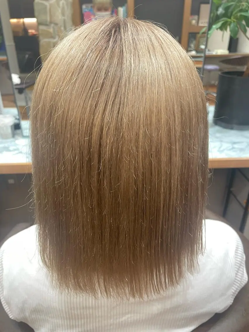 ミディアム 髪質改善 トリートメント カットモデル ヨネダのヘアスタイル