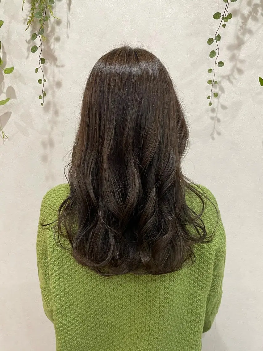 ロング カラー ハイライトカラー ハイライト 山田 梓のヘアスタイル