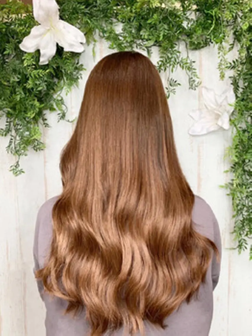 ロング カラー ヘアアレンジ チビ編み込みエクステ シールエクステのヘアスタイル