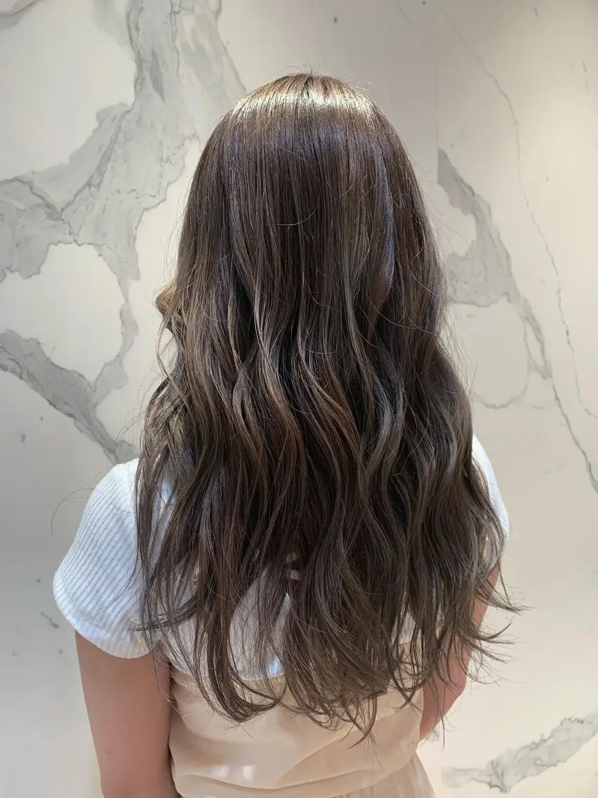カラー アッシュ アッシュグレー 髪質改善🐬🫧 kaeのヘアスタイル