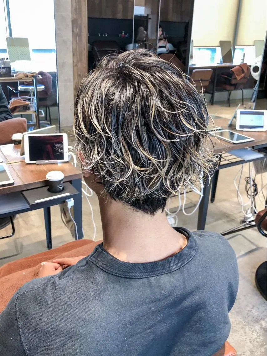 パーマ メンズ メンズパーマ 朝3秒で前髪が決まる ✂️ヒロのヘアスタイル