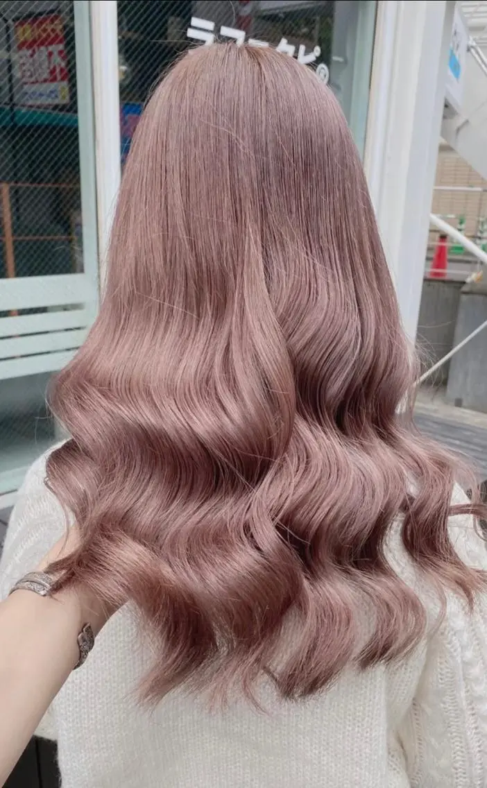セミロング パープルカラー 髪質改善 ワンズリー中明度 店舗公式のヘアスタイル