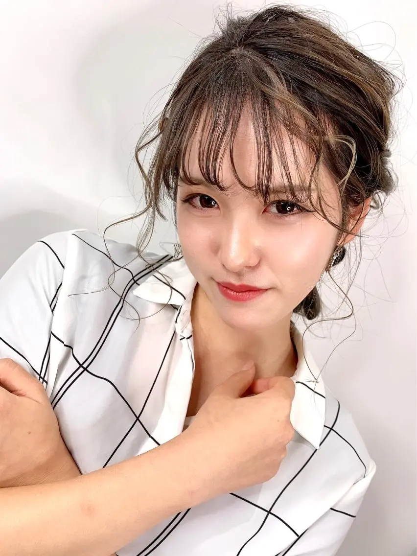 セミロング ヘアアレンジ TAKAHASHI LEAPSのヘアスタイル