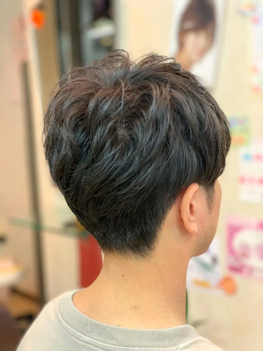 メンズ 刈り上げ カット パーマ 春日部　間庭 寛貴のヘアスタイル
