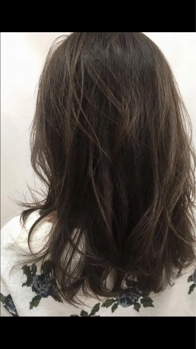 セミロング カラー カット ヘアカラー 畠山 雄大のヘアスタイル