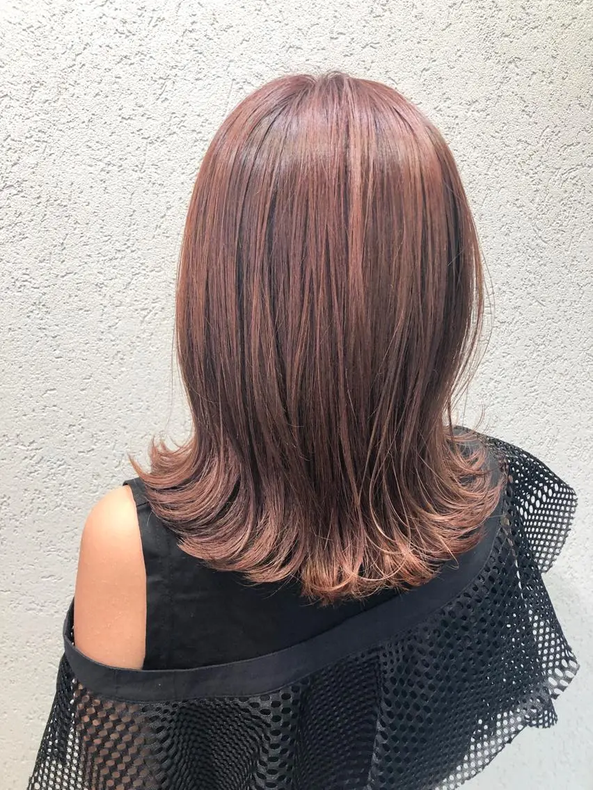 セミロング レッドブラウン カット ヘアカラー トリートメント AKANE 【zina新宿】のヘアスタイル