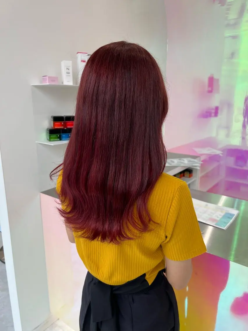 カラー パーマ ヘアアレンジ メンズ キッズ ネイル マツエク・マツパ アイブロウ カシス ピンクカラー レッドカラー 眉カラー カラーマツエク KANAMI 🌏のヘアスタイル