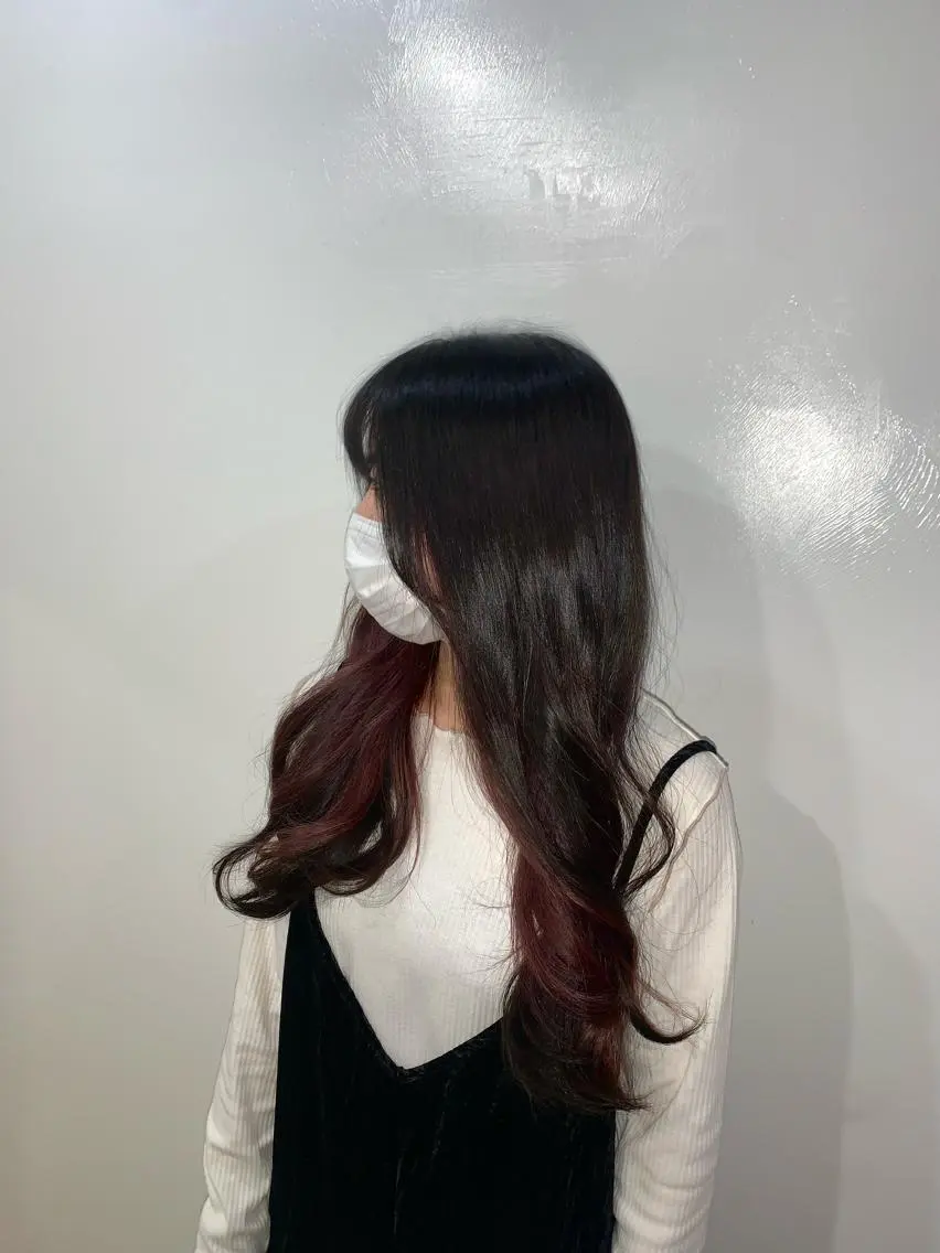 カラー 橋本 愛唯のヘアスタイル