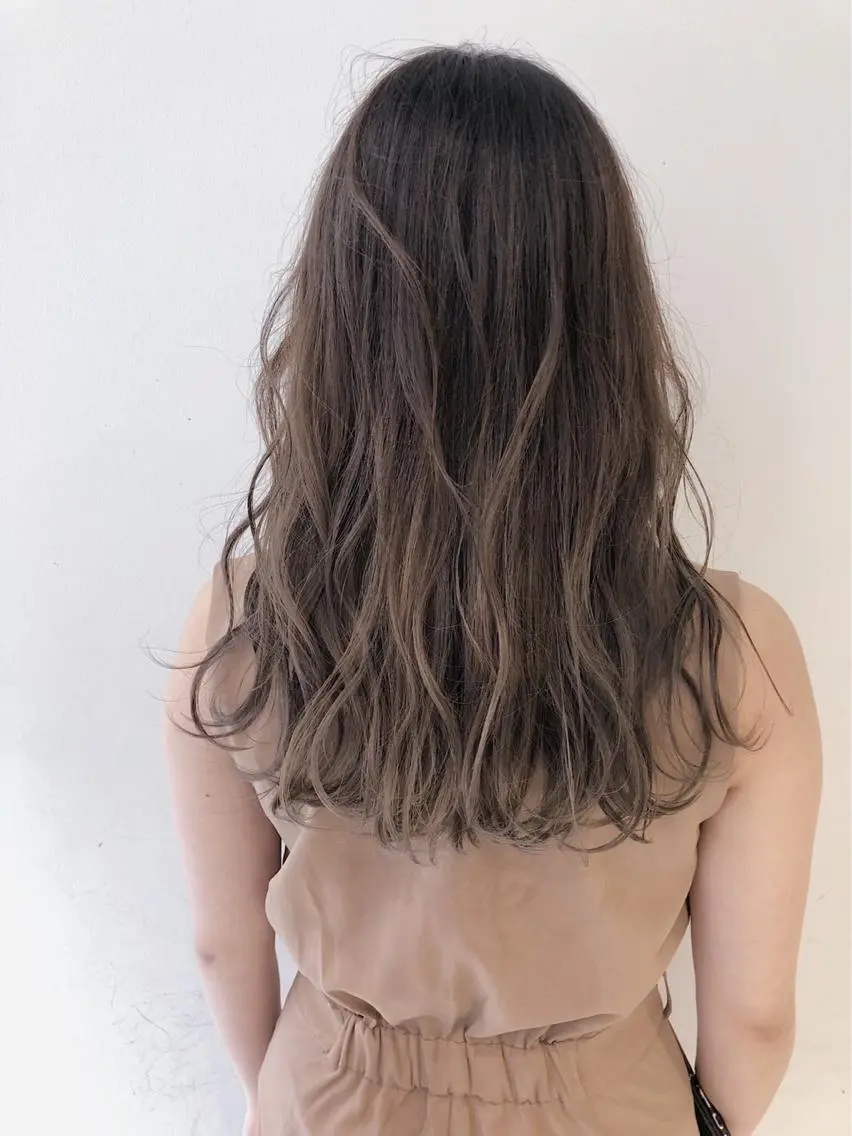 ロング カラー ヘアアレンジ 【公式】amble luxe池袋東口🩷のヘアスタイル