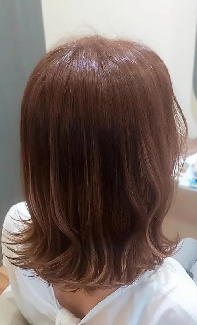 ミディアム カラー ヘアカラー 齊藤 舞風のヘアスタイル