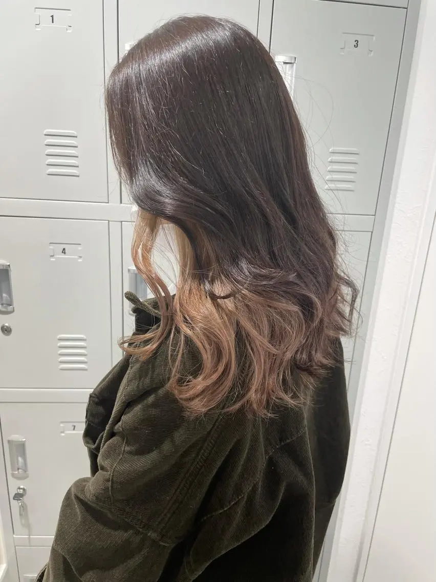 ロング カラー ベージュカラー インナーカラー 🤍2nd🤍田所 美希のヘアスタイル