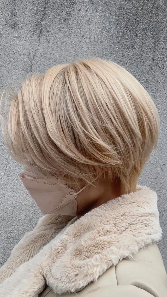 ミディアム カラー メンズ ベージュカラー ホワイトベージュ ヘアカラー トリートメント 🧸赤み消し🐾 ラベンダ/ミルクティのヘアスタイル