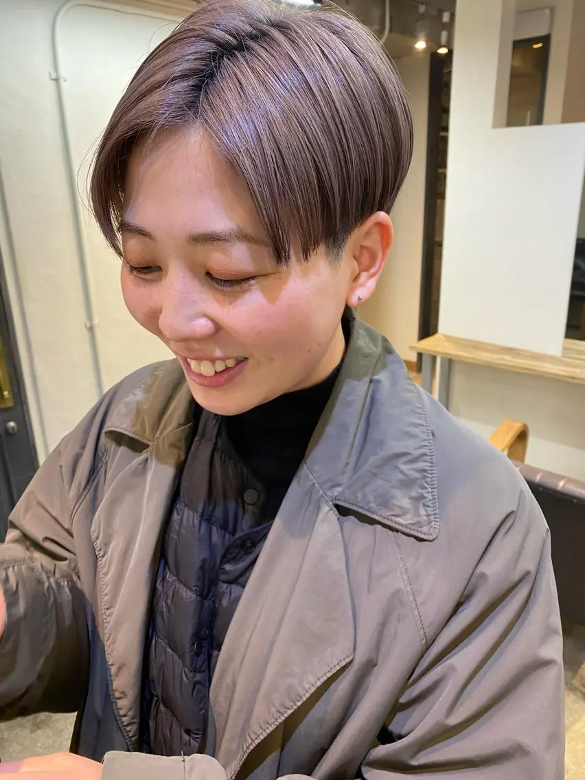 ショート カラー パーマ ヘアアレンジ メンズ キッズ ネイル マツエク・マツパ アイブロウ グレージュ パープルカラー パープルグレージュ パープル カット ヘアカラー トリートメント 🧼柴田 健太郎🧼のヘアスタイル