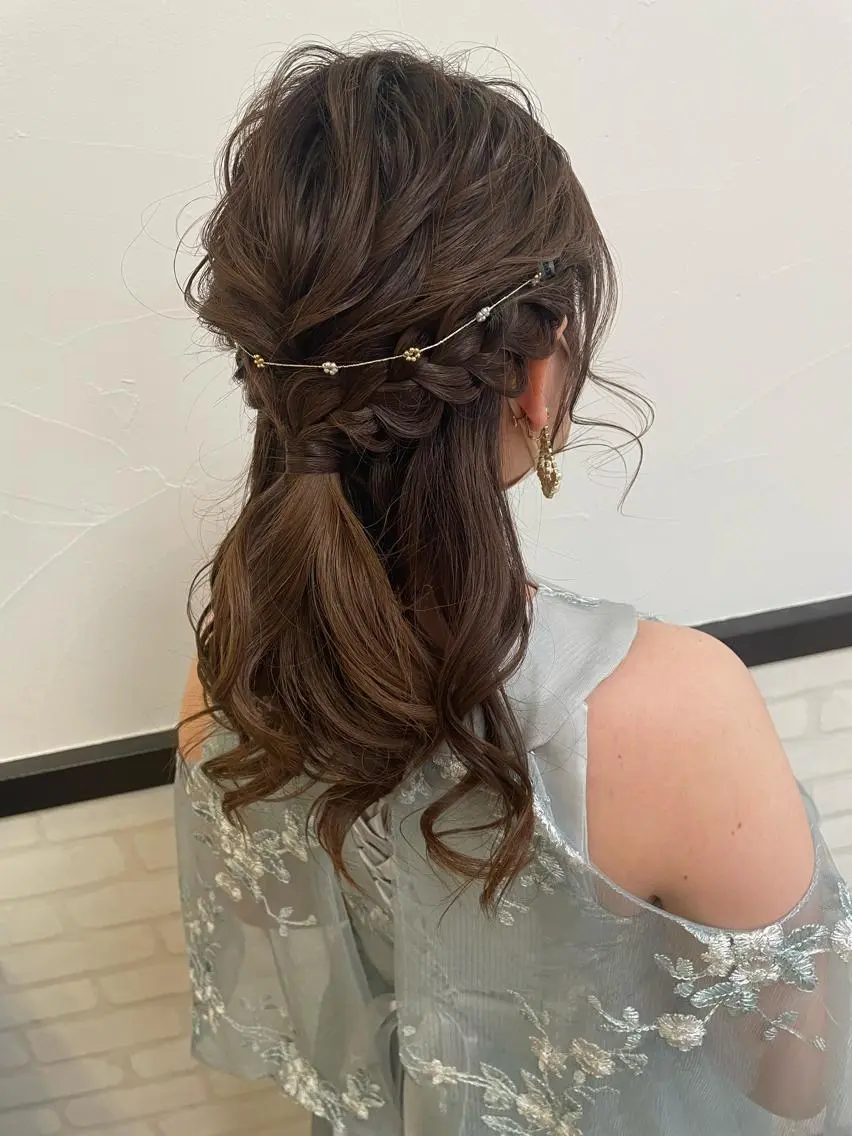 セミロング ヘアアレンジ ヘアセット 10/4〜産休菊池 栄里奈のヘアスタイル