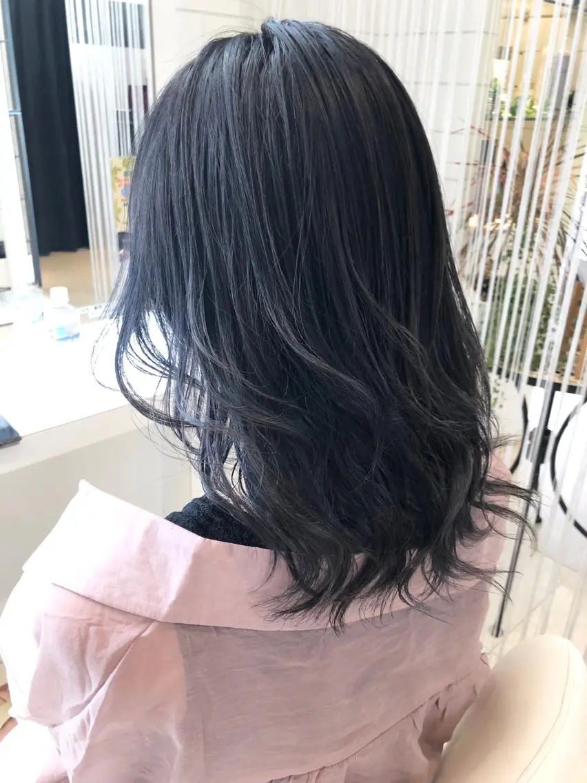 ミディアム 横倉 宏樹のヘアスタイル