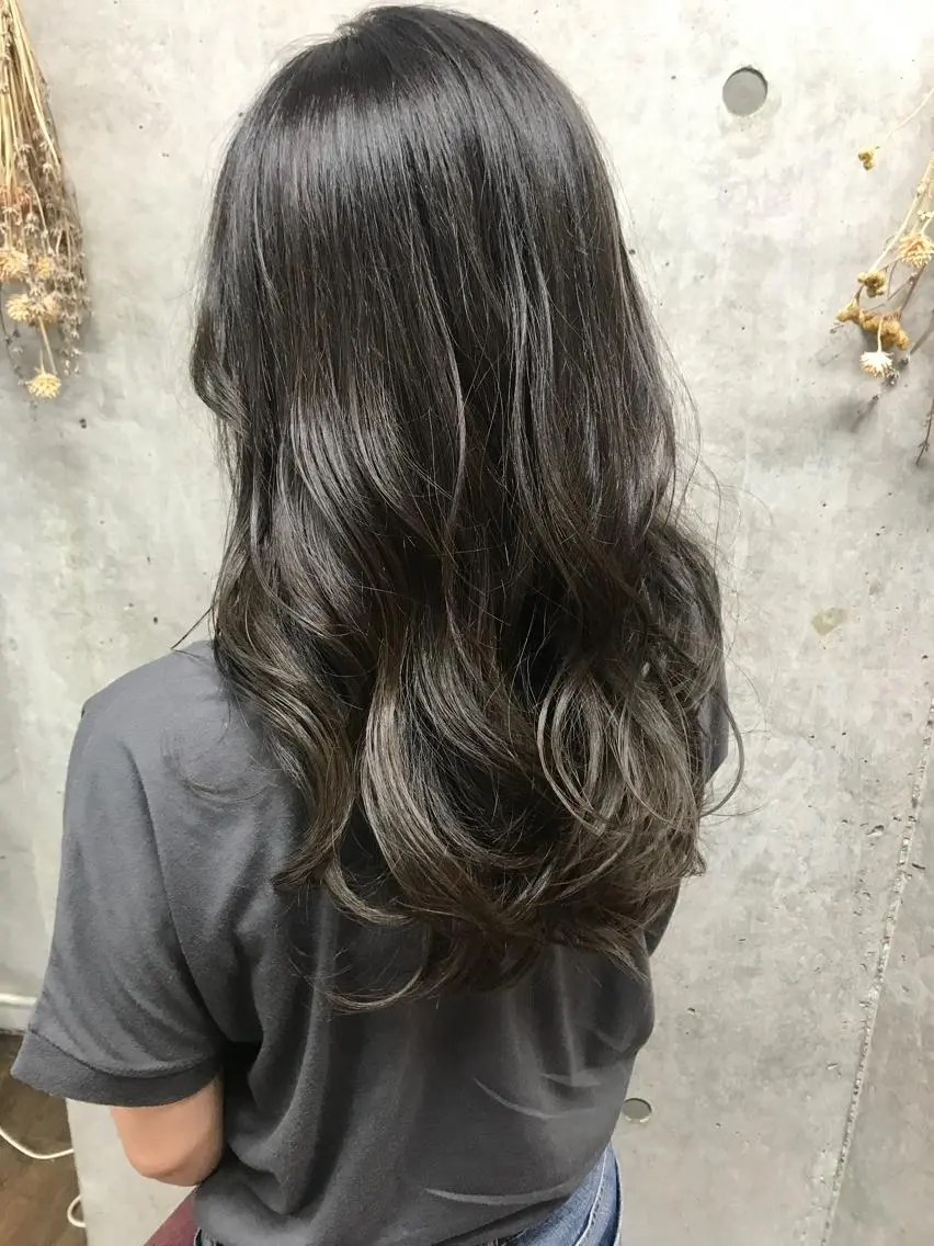 ロング カラー ヘアアレンジ アッシュ 透明感カラー イルミナカラー Satsuki ✂︎♡のヘアスタイル