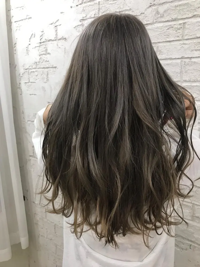 ロング 🇺🇸ハイライト特 化美容師🇺🇸漆沢のヘアスタイル