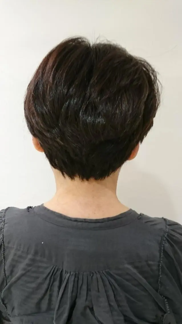 ショート 齋藤 愛美のヘアスタイル