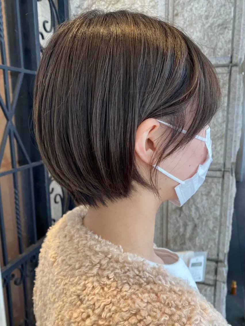 ショート カラー カット 藤原 侑香のヘアスタイル