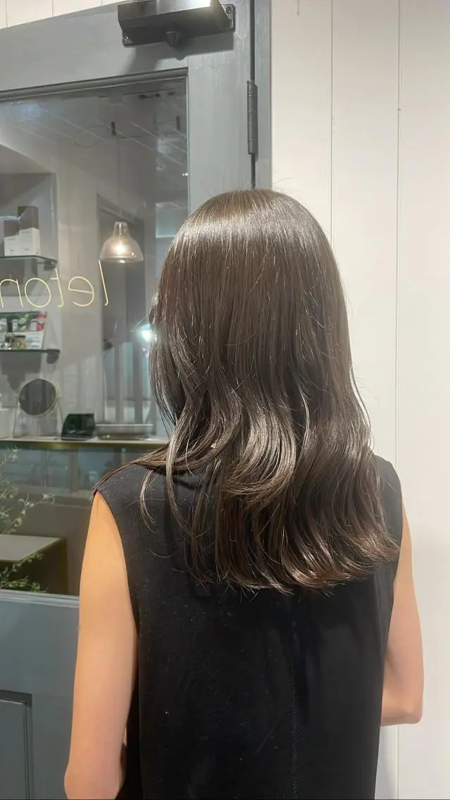 カラー 伊藤 まみのヘアスタイル