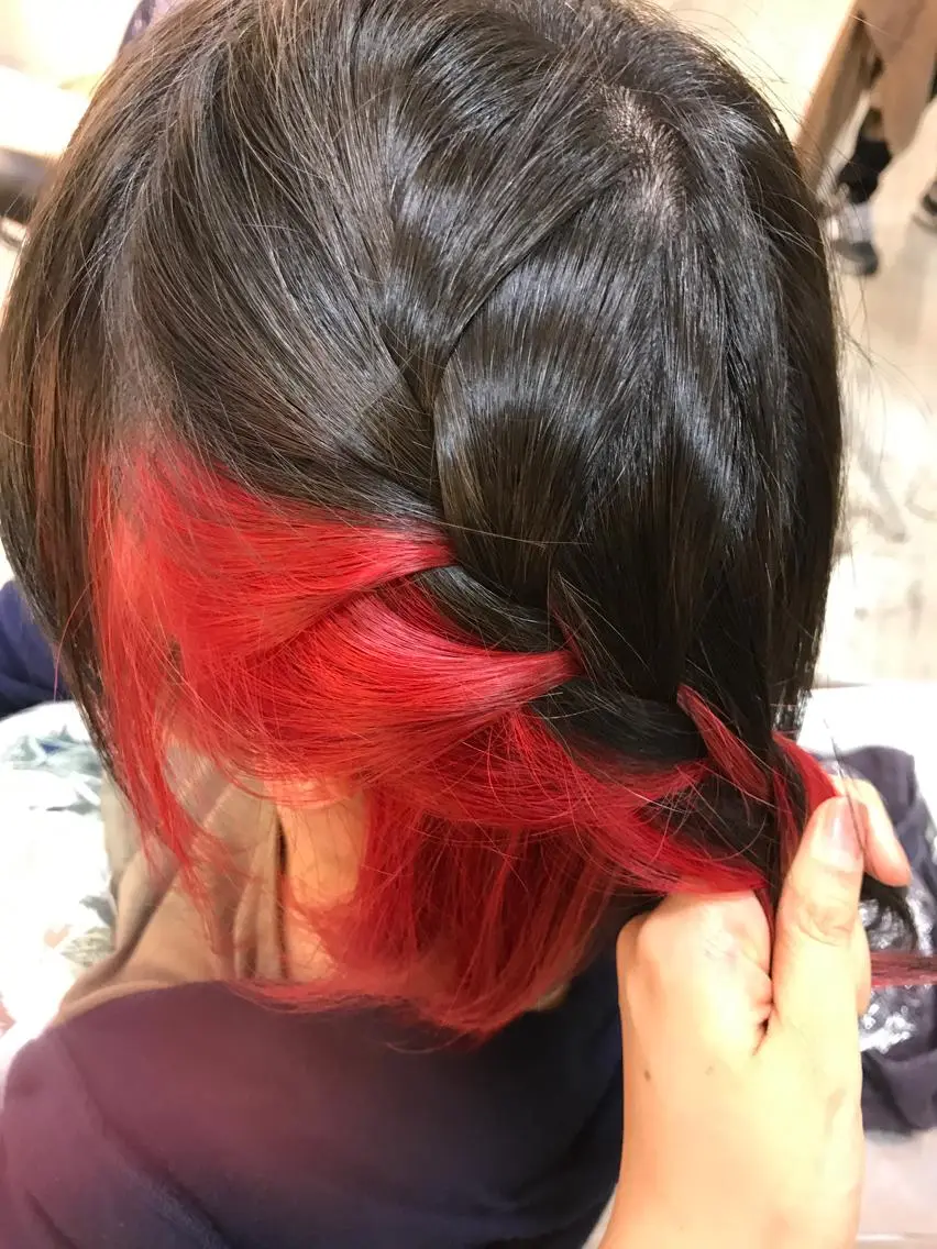 ミディアム カラー インナーカラー レッドカラー ボブ 寺岡 志穂のヘアスタイル