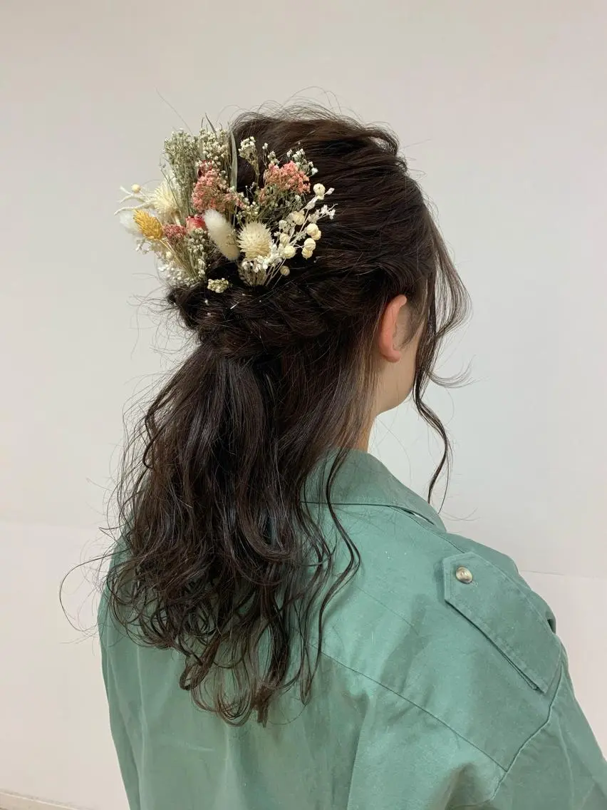 セミロング カラー ヘアアレンジ ヘアセット 【Sweep】おじま のぞみのヘアスタイル