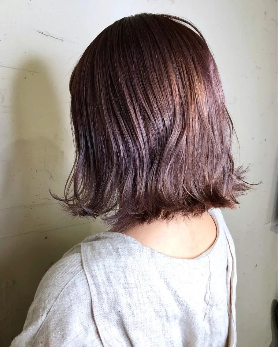 ミディアム カラー ハイライトカラー ハイトーンカラー インナーカラー ラベンダーカラー ラベンダーピンク ヘアカラー 成城美容室 YOSHIMURAのヘアスタイル