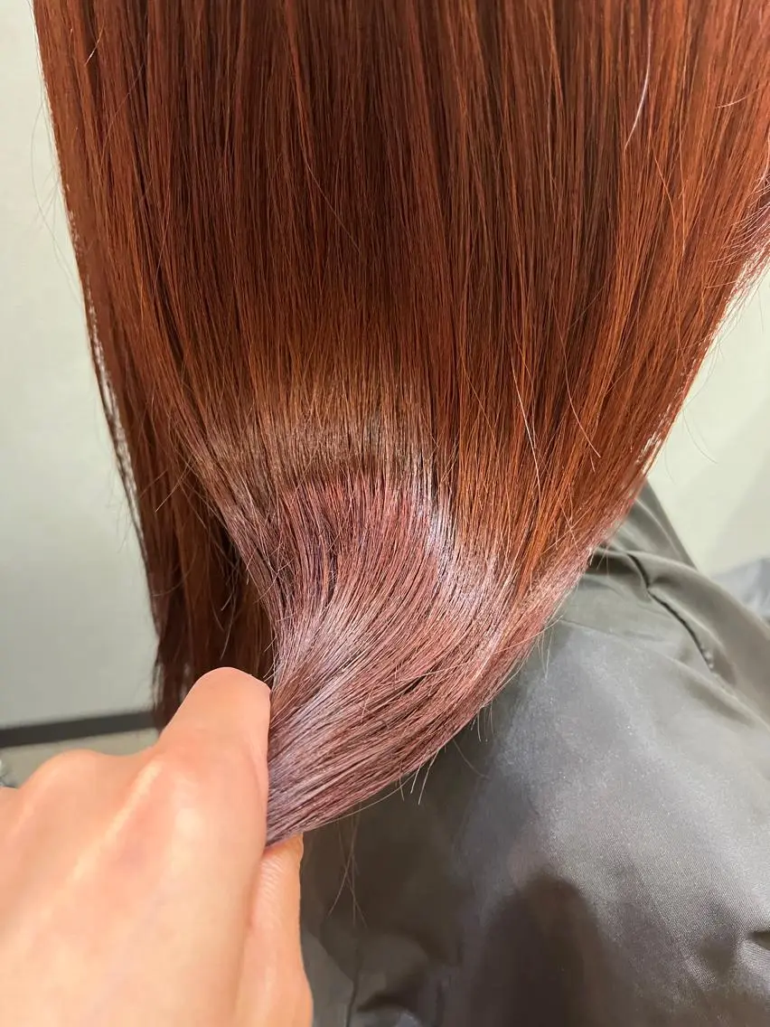 ロング カラー パーマ ヘアアレンジ メンズ キッズ ネイル マツエク・マツパ アイブロウ 久木原 ゆりのヘアスタイル